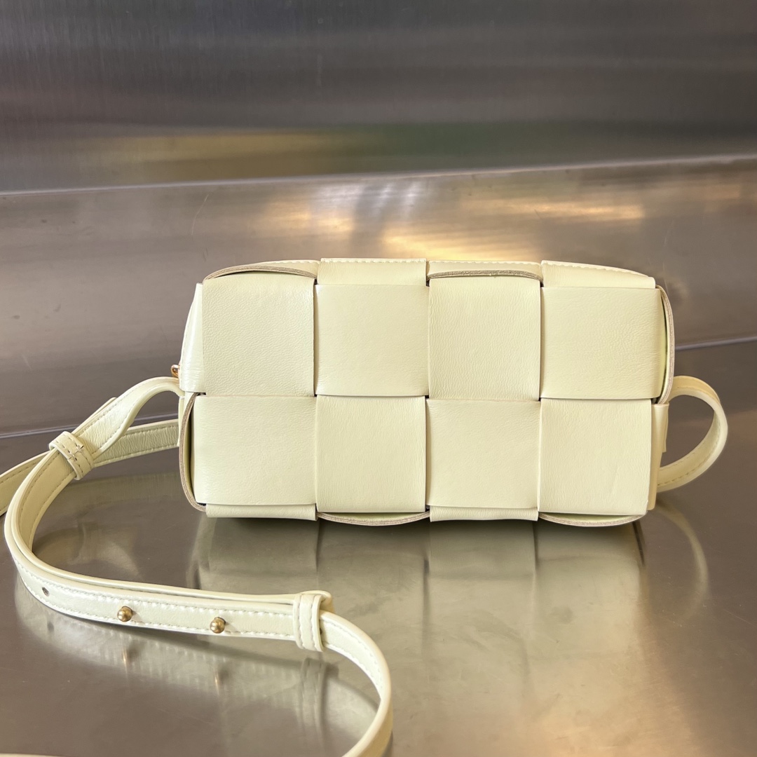 Mini Cassette Intreccio Leather Cross-body Bag Cream